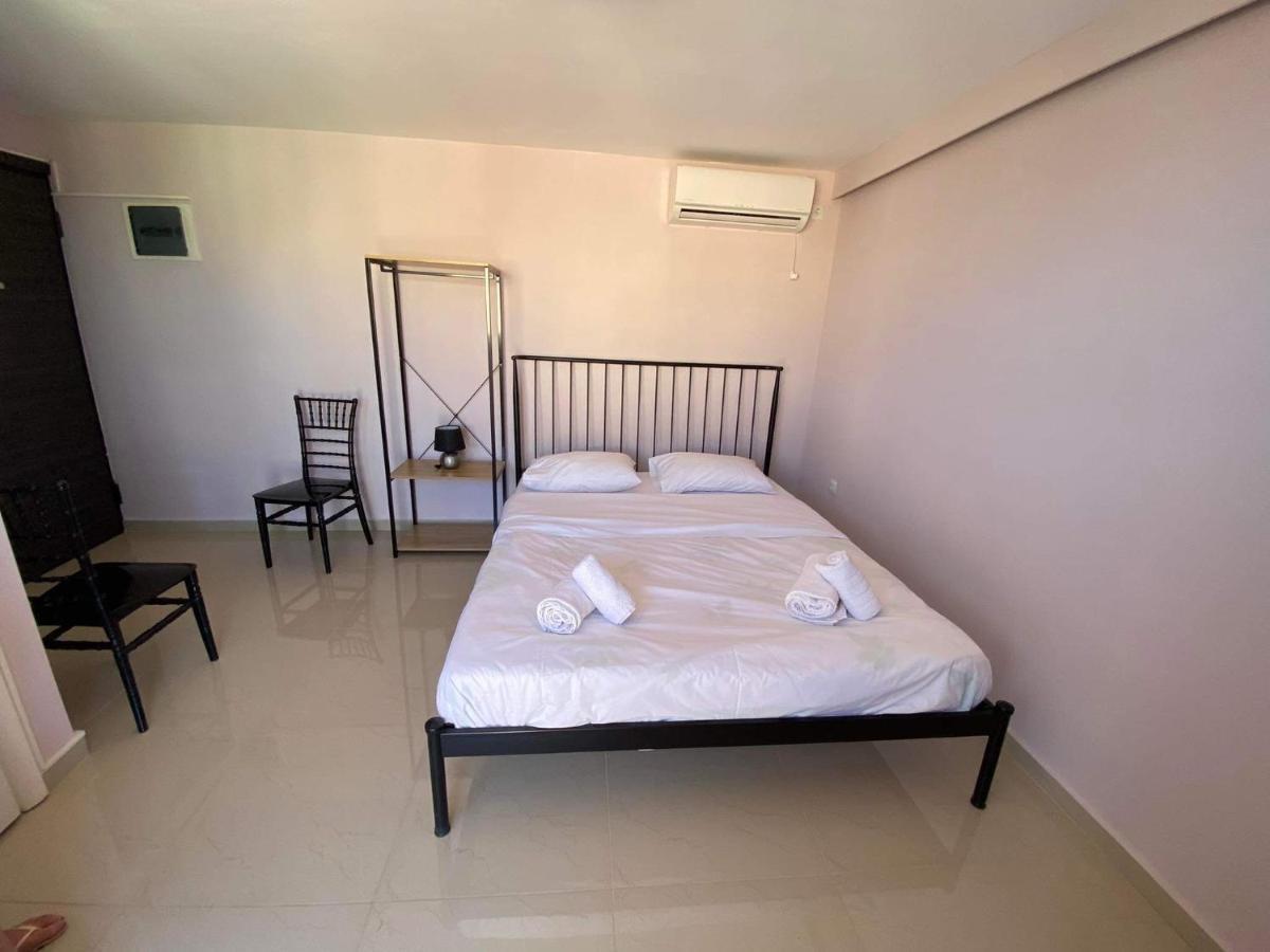 Lavrio 1Bdr Penthouse 7 Min On Foot From The Portアパートメント エクステリア 写真