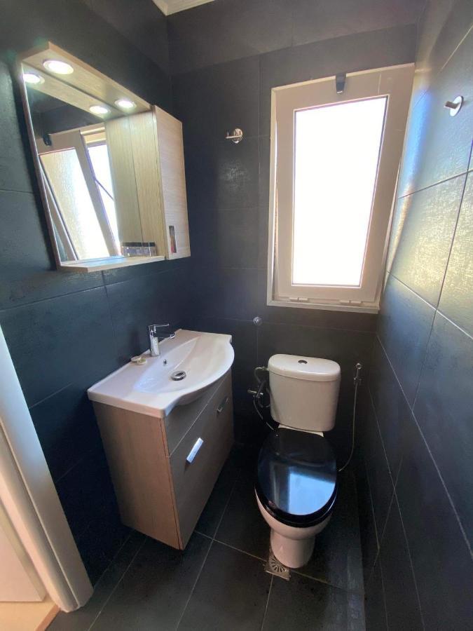 Lavrio 1Bdr Penthouse 7 Min On Foot From The Portアパートメント エクステリア 写真
